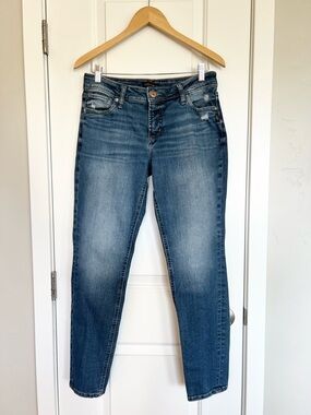 Silver Jeans Girlfriend jeans Size 29 Straight leg Mid rise Stretch Minimalist